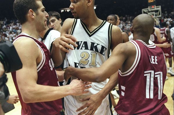 更在更衣室 更在更衣室